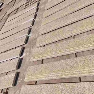 亳州 黄金麻花岗岩光面楼梯踏步