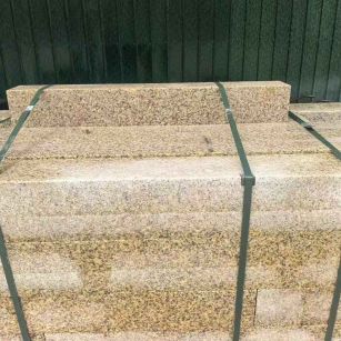 亳州 黄金麻花岗岩石材机切面栏杆料半成品