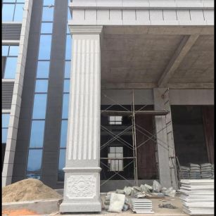 亳州 芝麻白光面花岗岩门楼大柱（罗马柱）配雕花底座