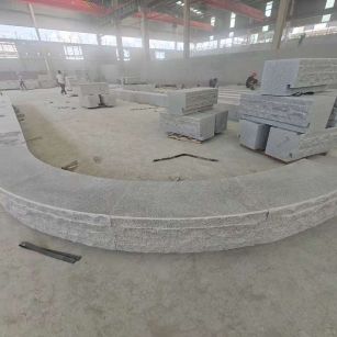 亳州 芝麻白异形坐凳，自然面光面弧形加工