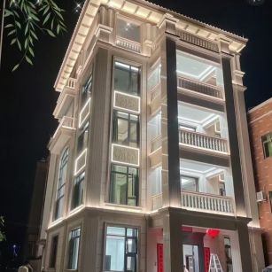 亳州 芝麻白花岗岩别墅外墙夜间效果