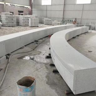 亳州芝麻白花岗岩石板材 园林光面弧形坐凳