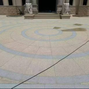 亳州 黄金麻芝麻灰花岗岩石材地铺拼接效果