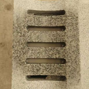 亳州 芝麻白拉丝面花岗岩U型开槽排水槽