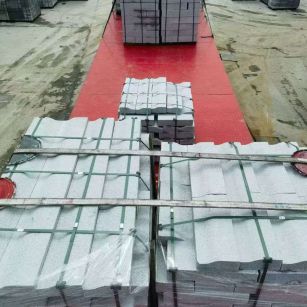 亳州 芝麻白仿形加直形路沿石出货日常