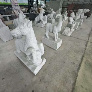 亳州 芝麻白花岗岩造型立体雕刻——十二生肖