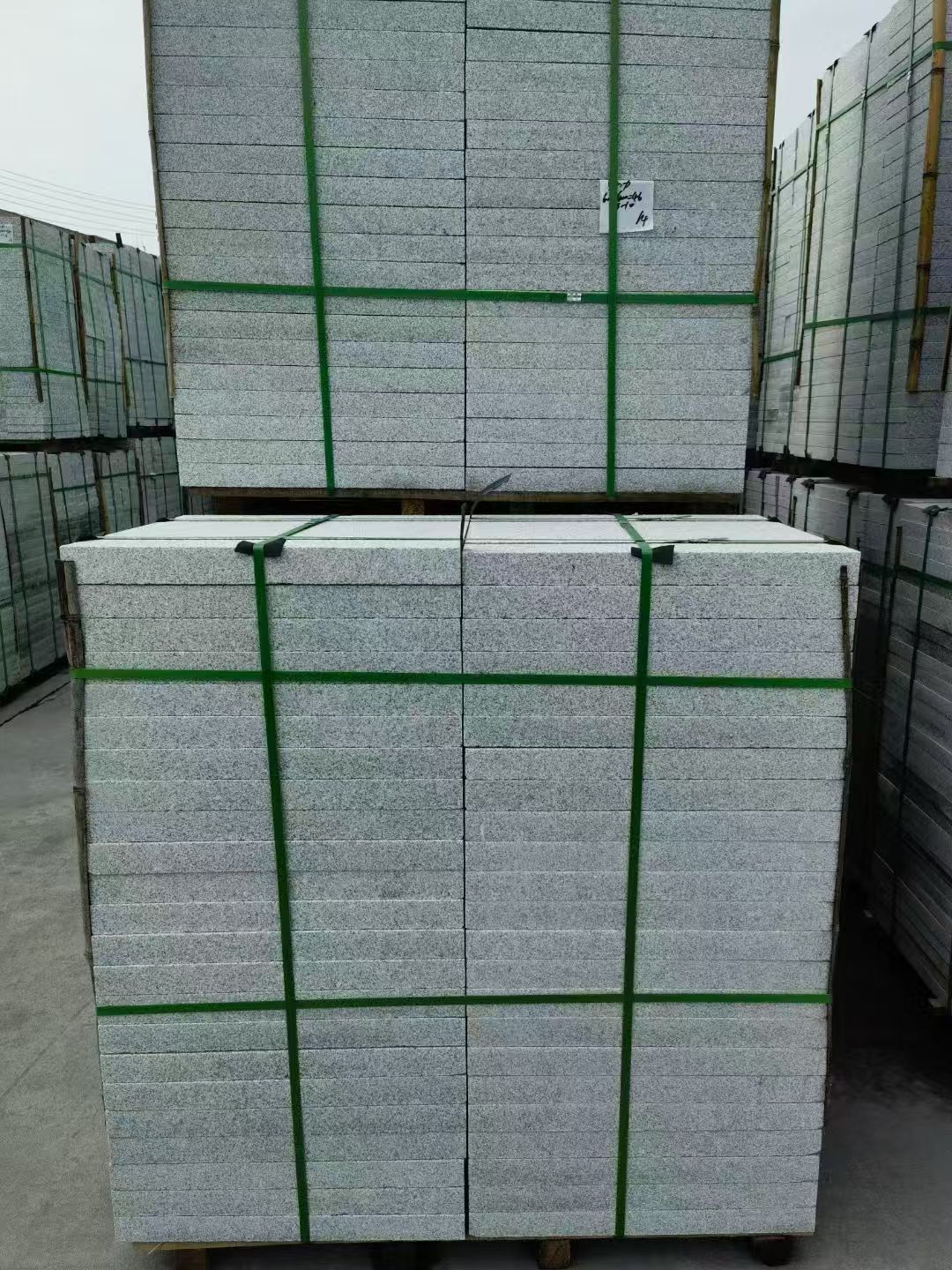 亳州 芝麻白火烧，园林广场市政工程地铺石，1.8~5.0厚均有现货