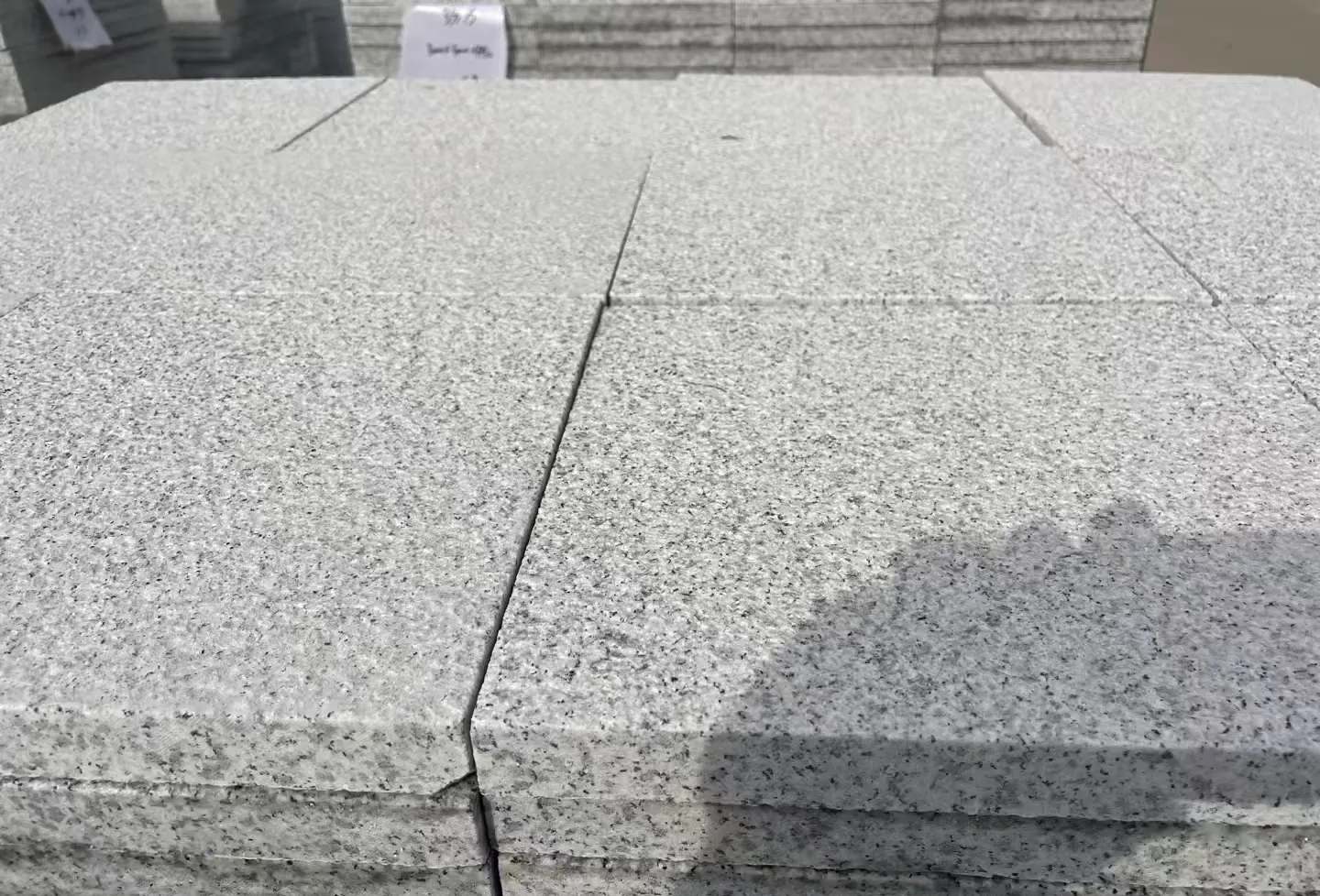 亳州 白麻花岗岩石材推荐 荔枝面地铺石