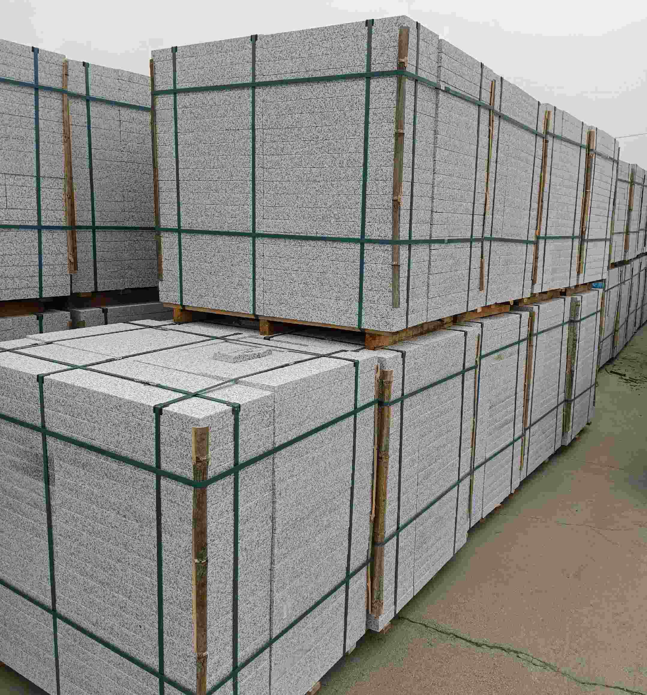 亳州 白麻花岗岩石材荔枝面地铺石（300*600*50）