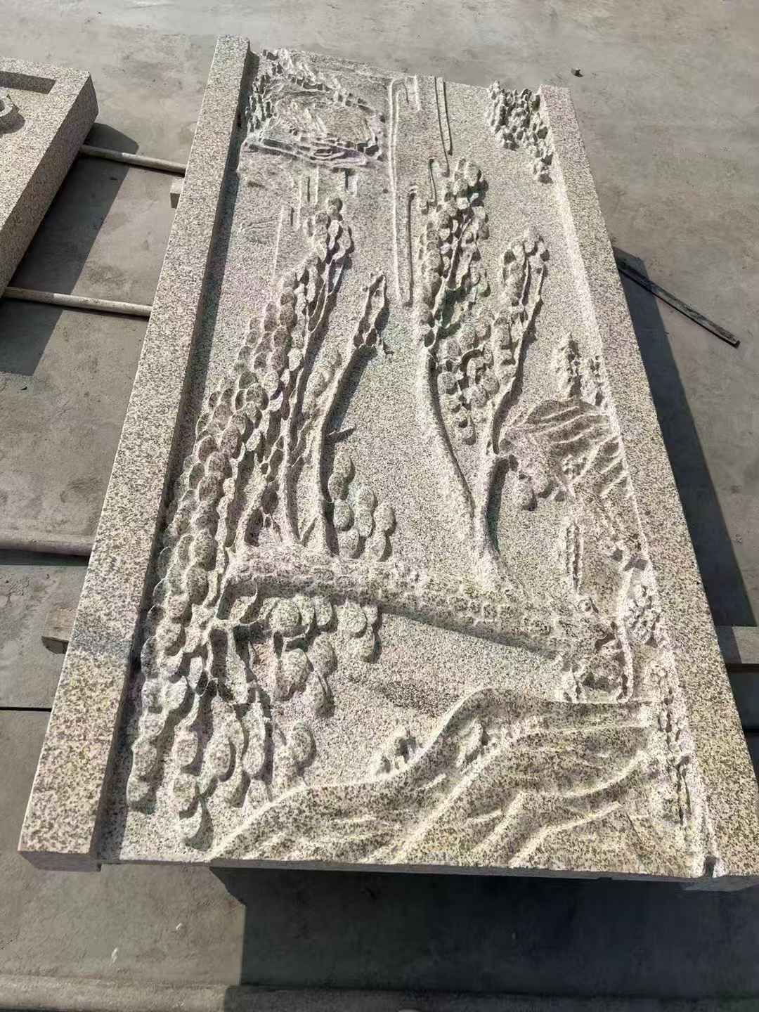 亳州 黄金麻雕刻板浮雕迎客松