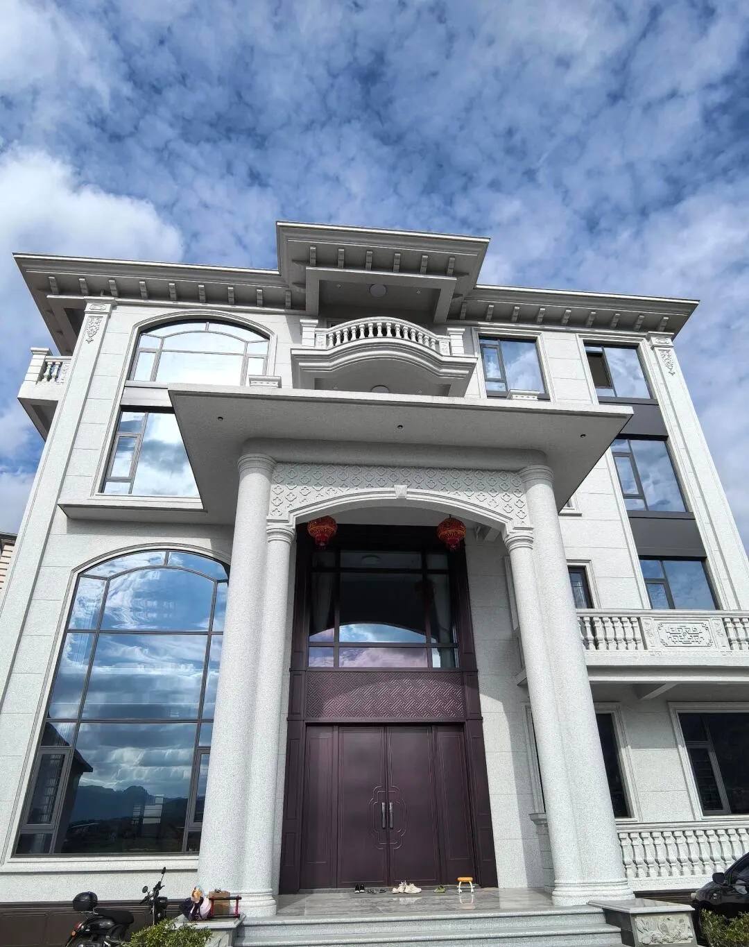 亳州白麻别墅外墙干挂石材效果示例