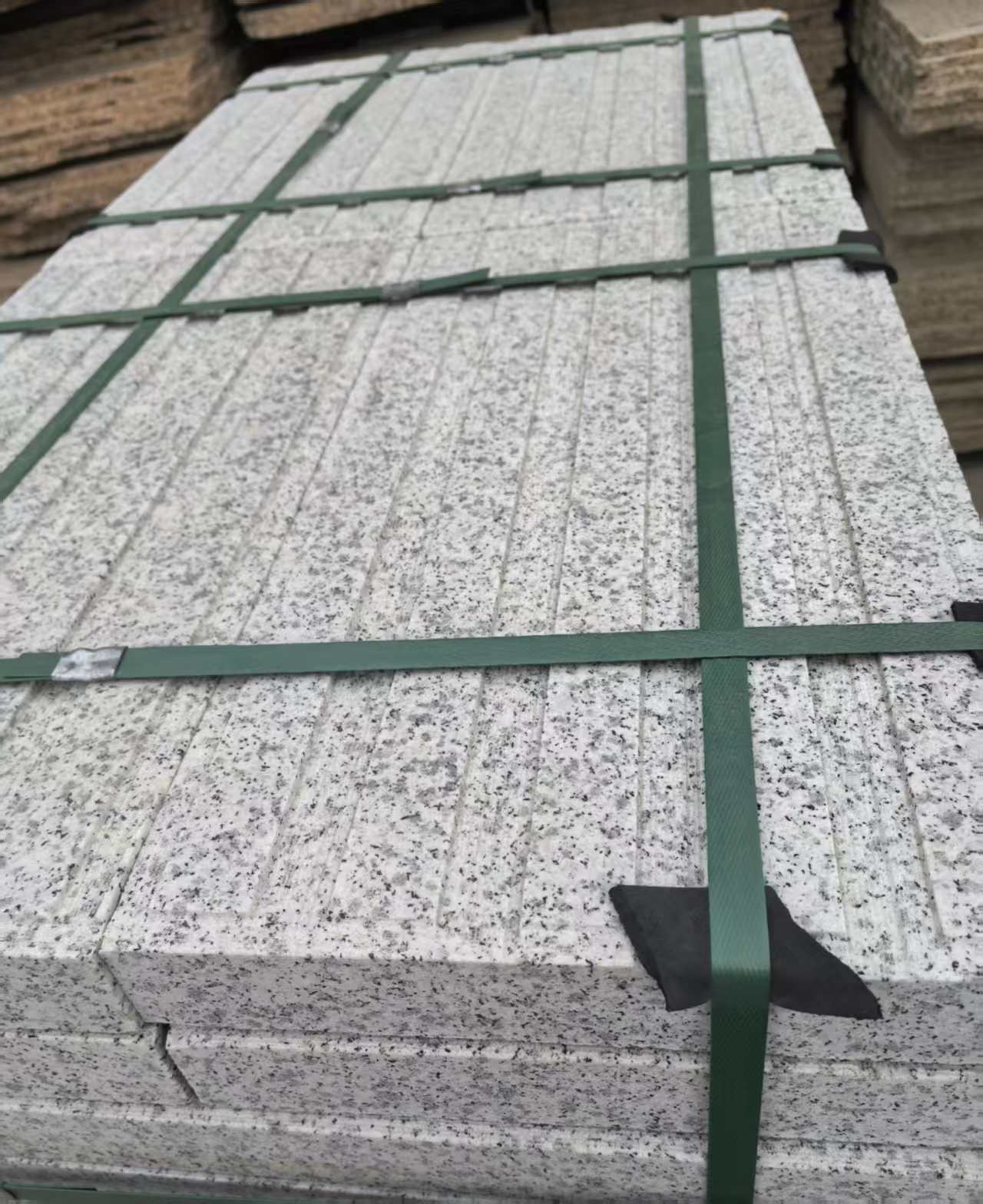 亳州 白麻花岗岩直行盲道石，盲条，地铺石