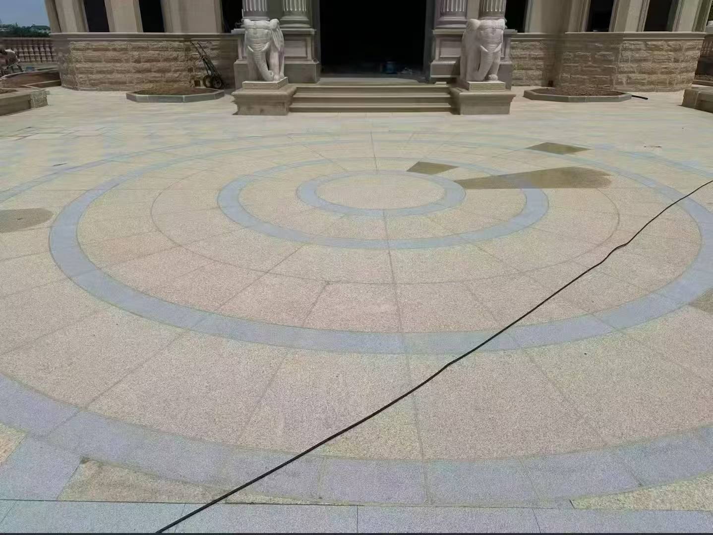 亳州 黄金麻芝麻灰花岗岩石材地铺拼接效果