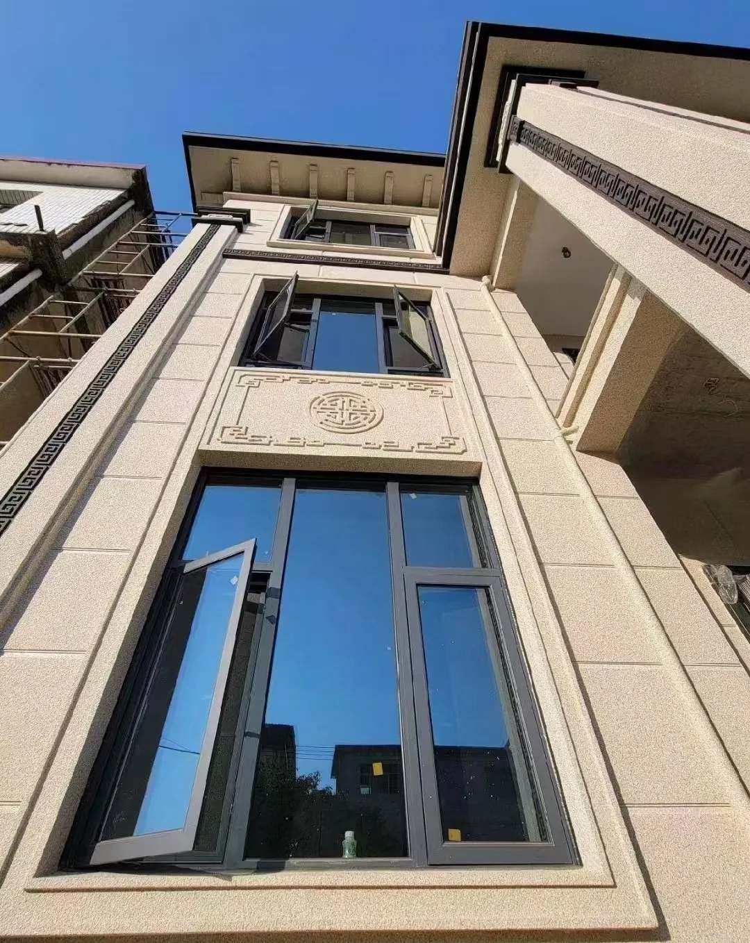 亳州 黄金麻荔枝面别墅外墙干挂效果展示