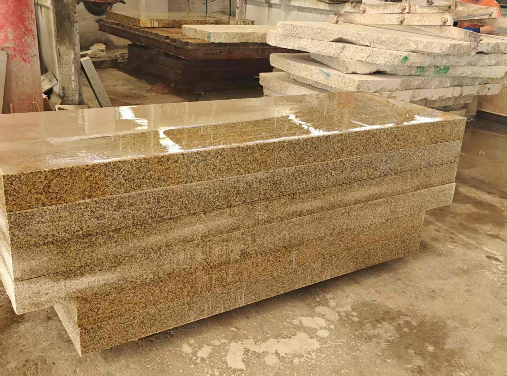 亳州 黄金麻栏杆料半成品加工中